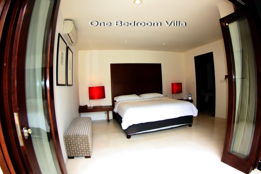 Villa D'Suite Seminyak Rum bild