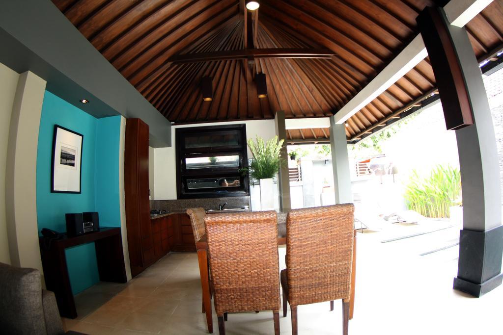 Villa D'Suite Seminyak Exteriör bild